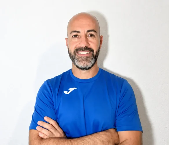 José Prieto, fisioterapeuta colegiado, especializado en columna y fisioterapia deportiva