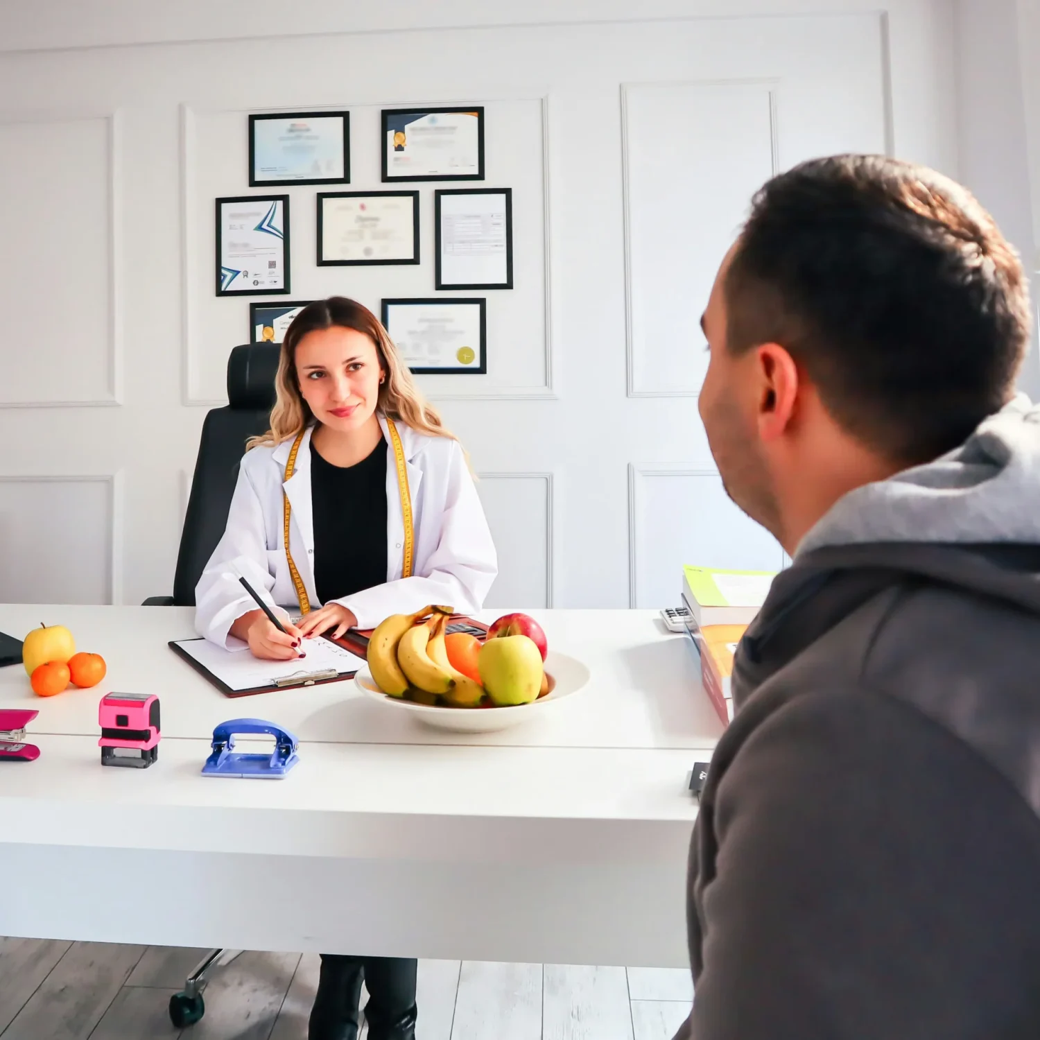 photo-1675270714610-11a5cadcc7b3